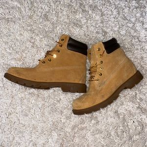 Women’s Timberland Linden Woods Boots